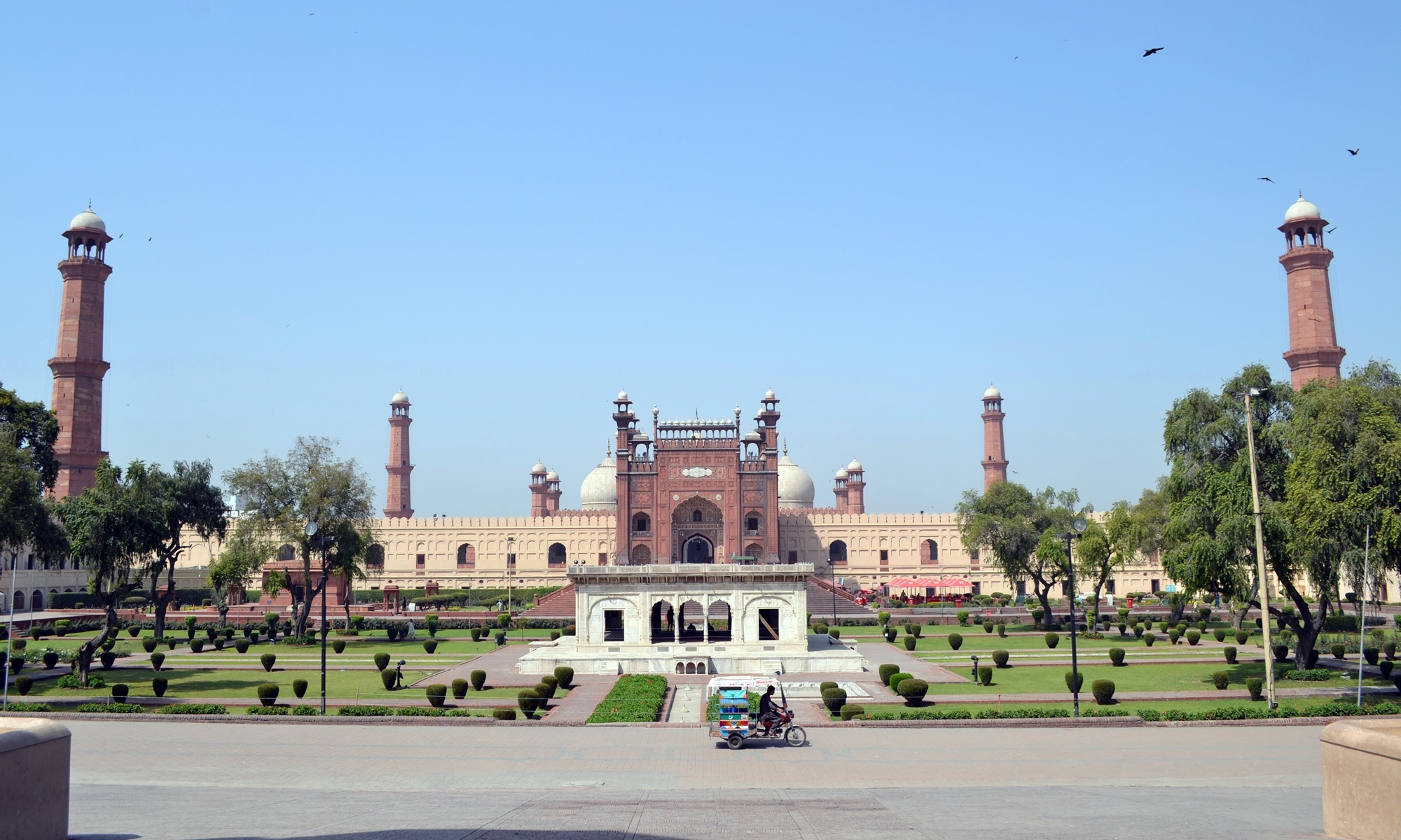 Badshahi Mosque